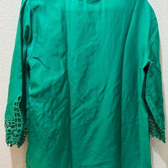 Chico's Embroidered 3/4Sleeves blouse Size 1 or Medium - Picture 4 of 8
